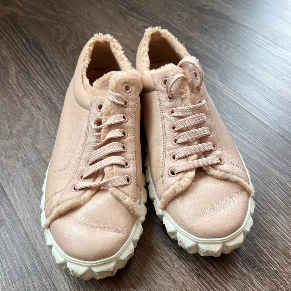Women’s designer sneakers Stuart weitzman